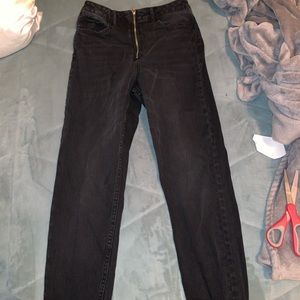 Black mom jeans